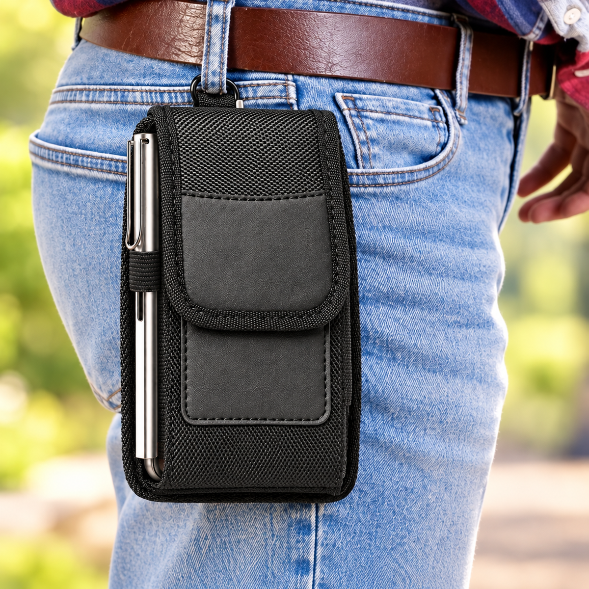 Étui téléphone accroché avec un crochet ou a la ceinture