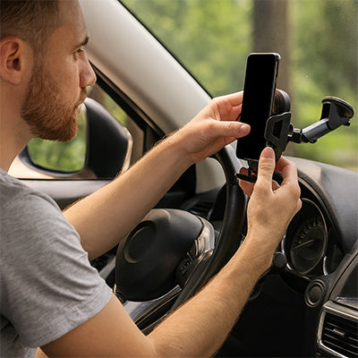 Porte téléphone voiture StabiliGrip s installe sur votre pare brise facilement